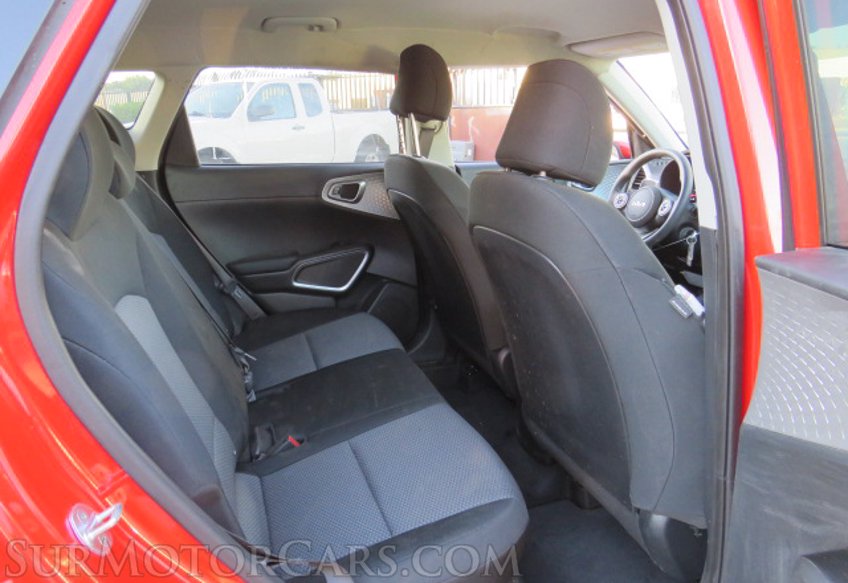 2022 Kia Soul - Image 28