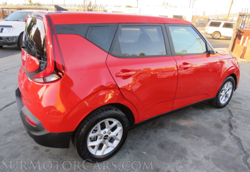2022 Kia Soul - Image 8