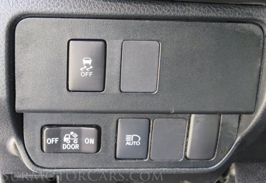 2021 Toyota Tacoma - Image 36