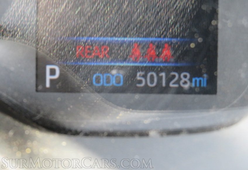 2020 Toyota Corolla - Image 32