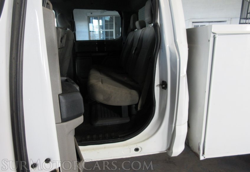 2017 Ford Super Duty F-350 SRW - Image 39