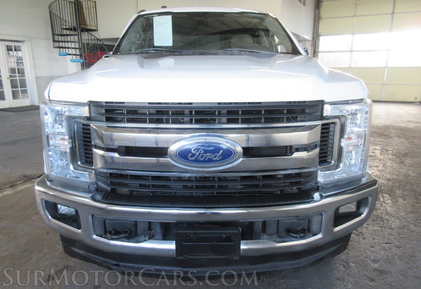 2017 Ford Super Duty F-350 SRW - Image 12