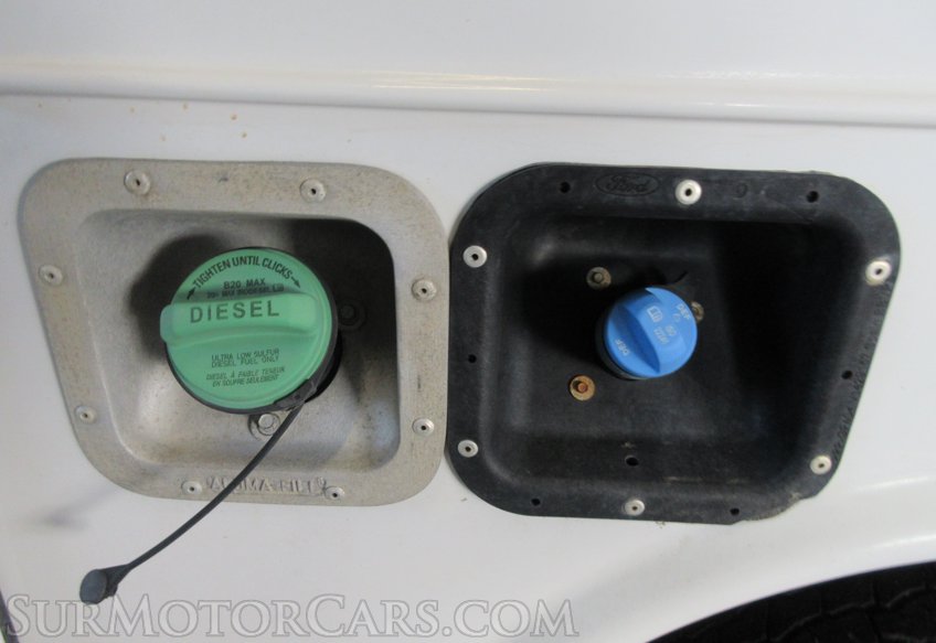 2017 Ford Super Duty F-350 SRW - Image 29