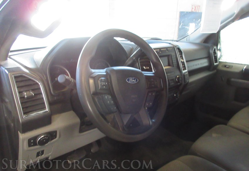 2017 Ford Super Duty F-350 SRW - Image 36