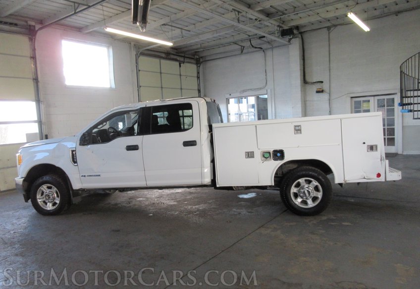 2017 Ford Super Duty F-350 SRW - Image 11