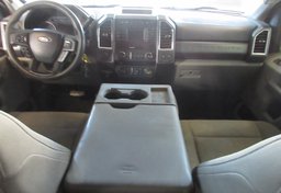 2017 Ford Super Duty F-350 SRW - Image 35