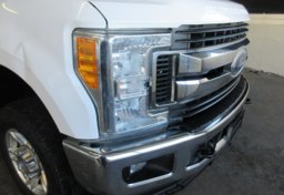 2017 Ford Super Duty F-350 SRW - Image 25