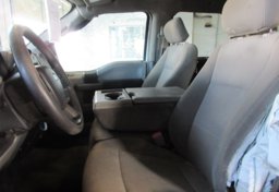 2017 Ford Super Duty F-350 SRW - Image 38