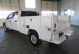 2017 Ford Super Duty F-350 SRW - Image 6