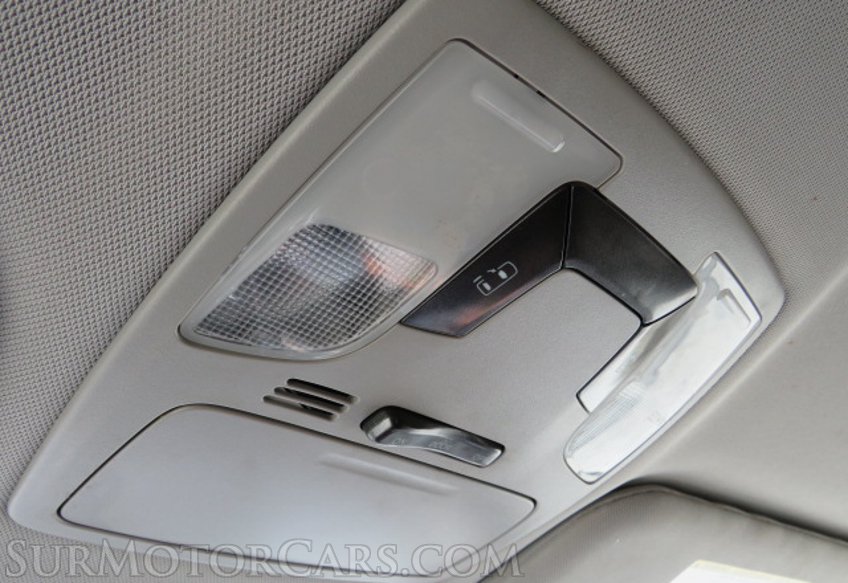 2015 Toyota Sienna - Image 46