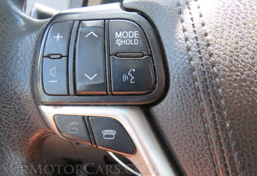 2015 Toyota Sienna - Image 34