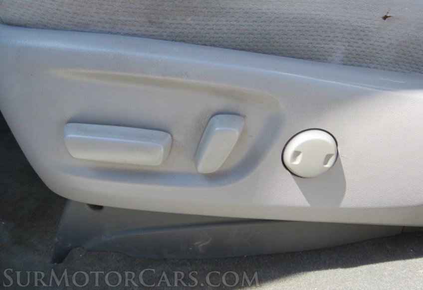 2015 Toyota Sienna - Image 47