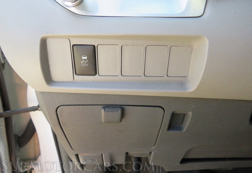 2015 Toyota Sienna - Image 45