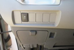 2015 Toyota Sienna - Image 45