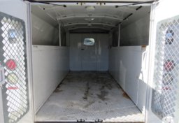 2015 Ford Econoline Commercial Cutaway - Image 15