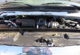 2015 Ford Econoline Commercial Cutaway - Image 46