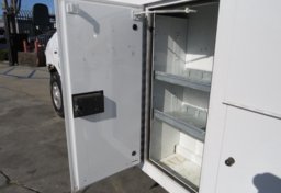 2015 Ford Econoline Commercial Cutaway - Image 13