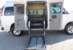 2018 GMC Savana Passenger - Image 47