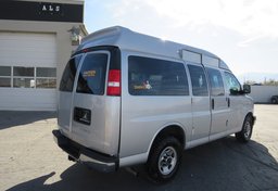 2018 GMC Savana Passenger - Image 6
