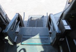 2018 GMC Savana Passenger - Image 37