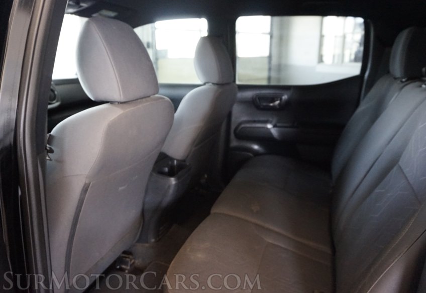 2019 Toyota Tacoma - Image 34