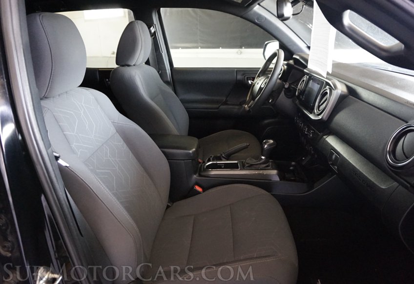 2019 Toyota Tacoma - Image 35