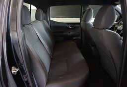 2019 Toyota Tacoma - Image 30