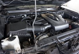 2019 Toyota Tacoma - Image 54