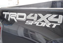 2019 Toyota Tacoma - Image 21