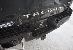 2019 Toyota Tacoma - Image 24