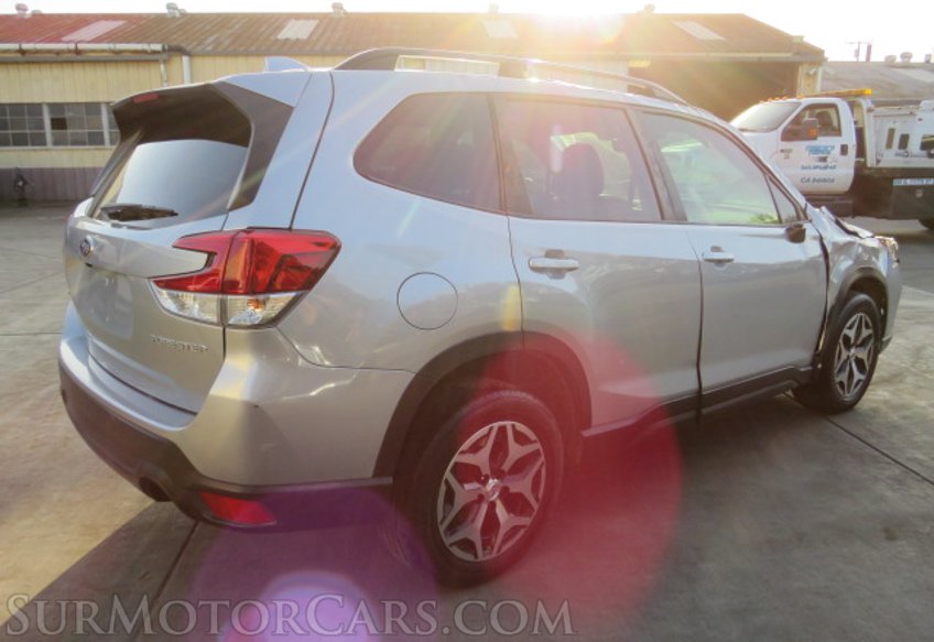 2019 Subaru Forester - Image 5