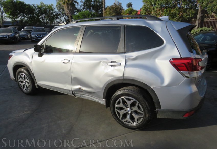 2019 Subaru Forester - Image 6
