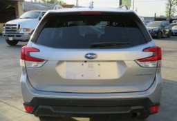 2019 Subaru Forester - Image 12