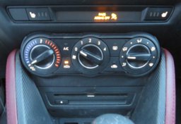 2016 Mazda CX-3 - Image 40