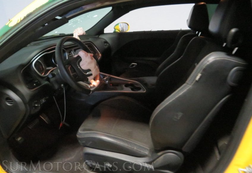 2017 Dodge Challenger - Image 20