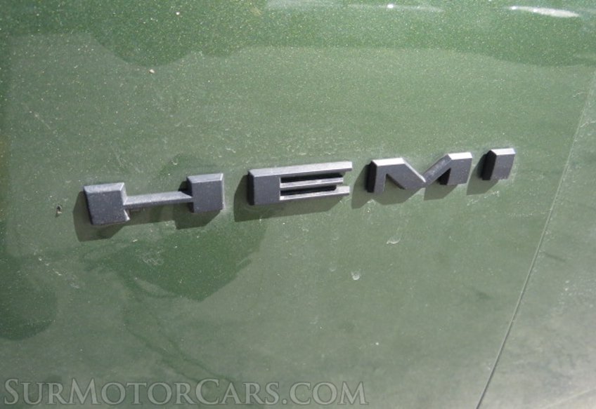 2020 Dodge Charger - Image 18