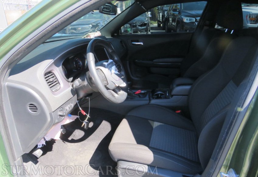 2020 Dodge Charger - Image 31