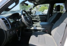 2022 Ram 1500 - Image 30