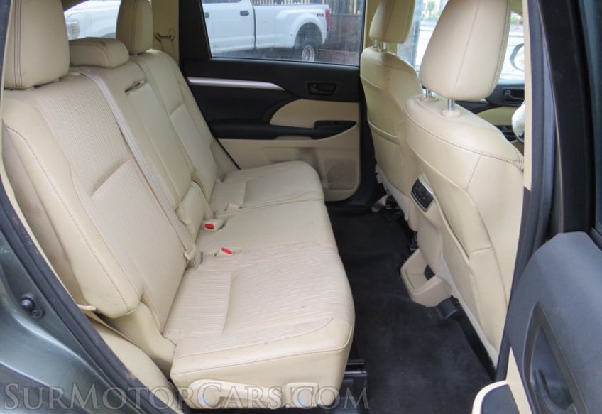 2015 Toyota Highlander - Image 34