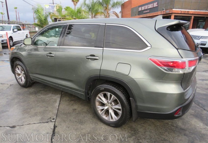 2015 Toyota Highlander - Image 10