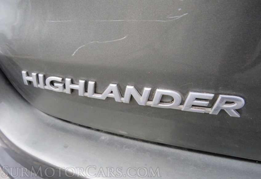 2015 Toyota Highlander - Image 17