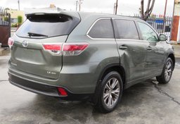 2015 Toyota Highlander - Image 7