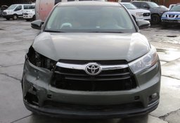 2015 Toyota Highlander - Image 11