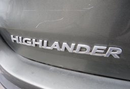 2015 Toyota Highlander - Image 17