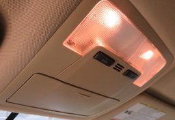 2015 Toyota Highlander - Image 41