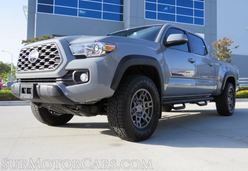 2021 Toyota Tacoma 4WD - Image 11