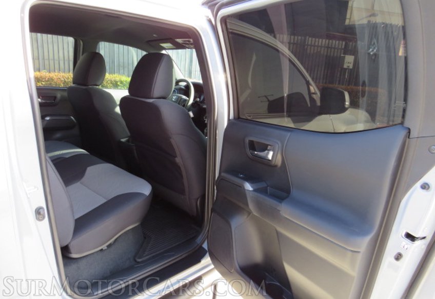 2021 Toyota Tacoma 4WD - Image 30