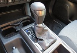 2021 Toyota Tacoma 4WD - Image 49