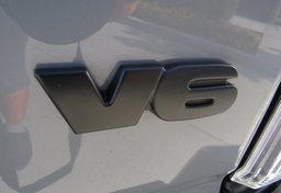 2021 Toyota Tacoma 4WD - Image 62