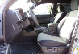 2021 Toyota Tacoma 4WD - Image 33